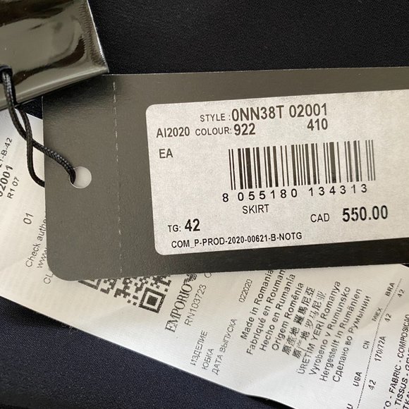 Emporio Armani classic wool pencil skirt with slight stretch - Picture 7 of 7